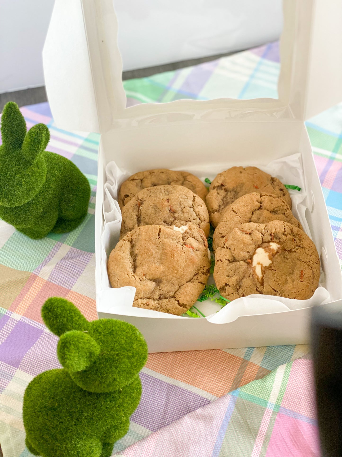 Easter carrot cake cookie box